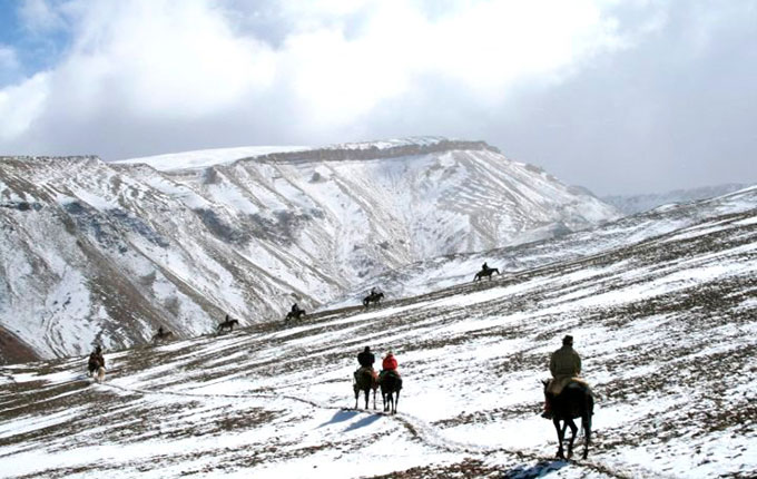 Traverser la cordillère des Andes à cheval avec des Gauchos