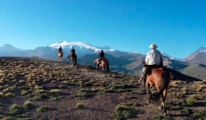 Crossing the Andes with Trekking Travel