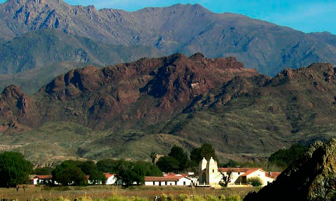 Panoramic view of Molinos and its surroundings 