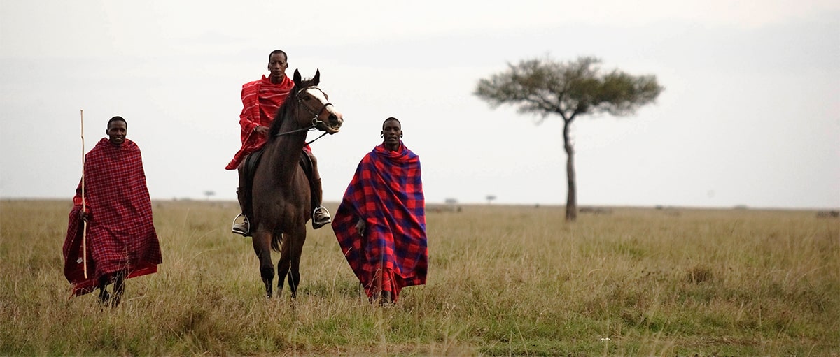 Cabalgar en Kenia