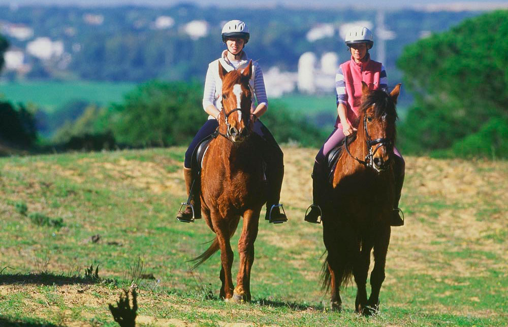 Paseo a caballo por el campo