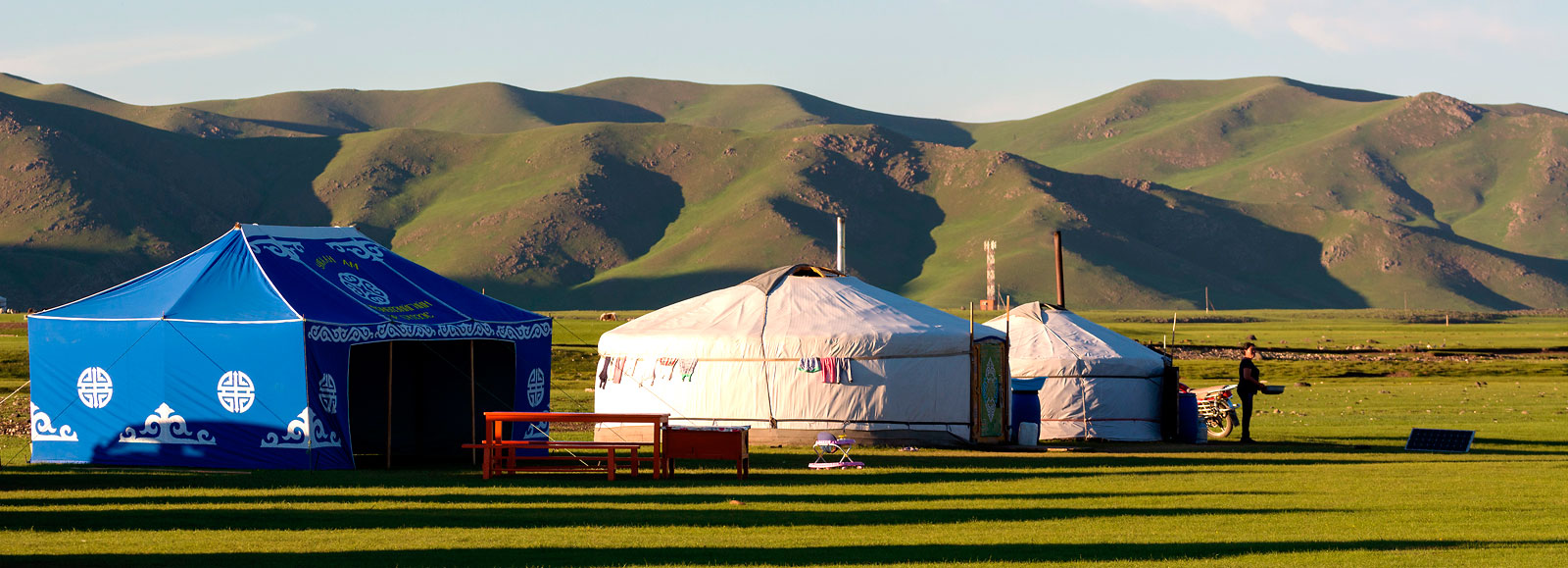 Yurtas en la estepa de Mongolia