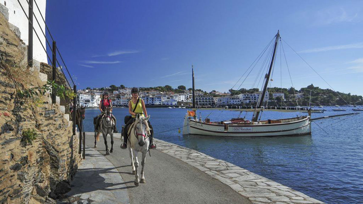 paseo costa brava