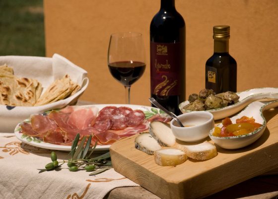 Tasting of Tuscan products
