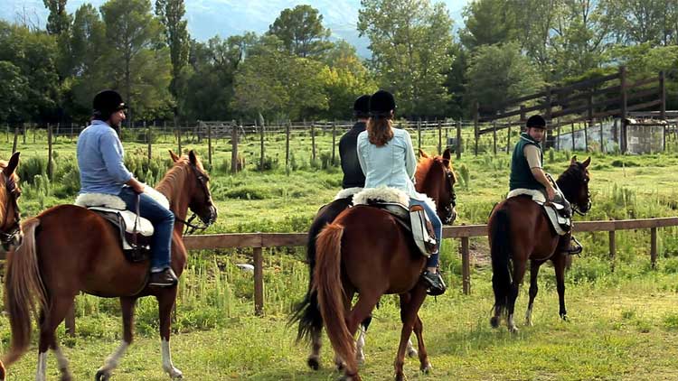 Équitation dans la vallée de Traslasierra